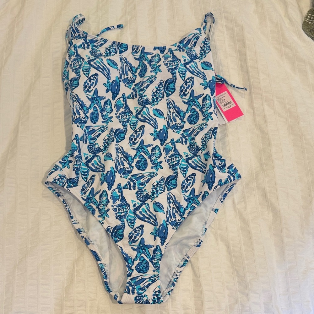 Lilly Pulitzer Lima One Piece Swimsuit in Resort White Shell Collector